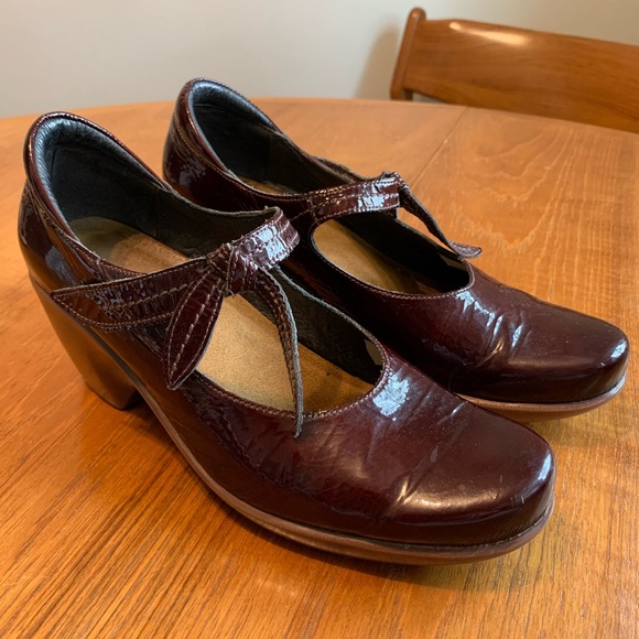NAOT Pleasure Mary Jane Leather Heels Bow Strap Size 8 - Picture 1 of 9